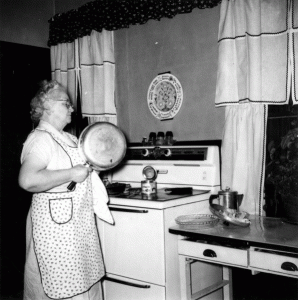 Elizabeth McCann in 1954